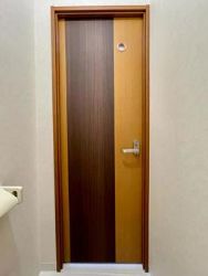トイレのドアに結露が発生する原因と対策